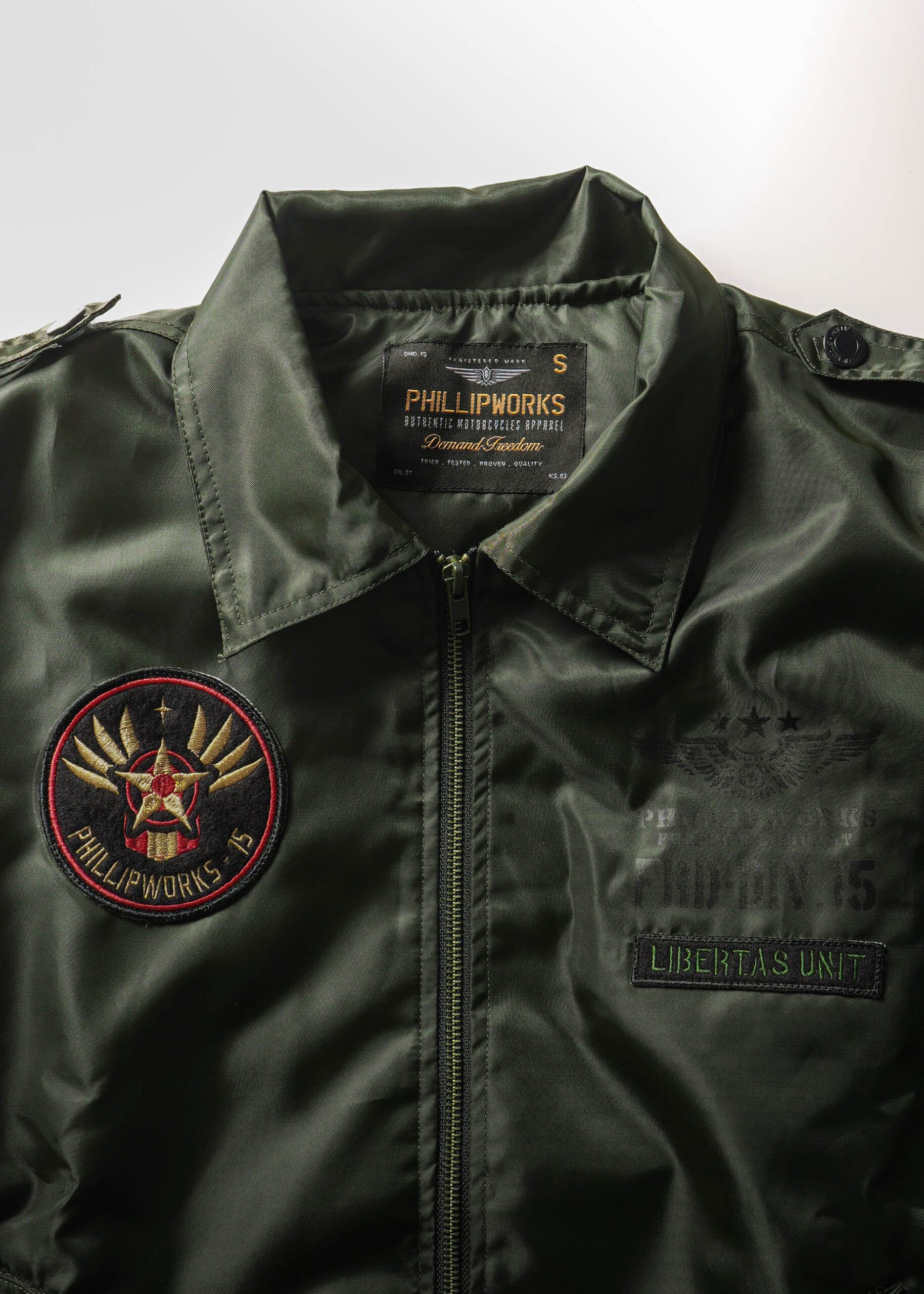 Libertas Bomber (3 of 8).jpg
