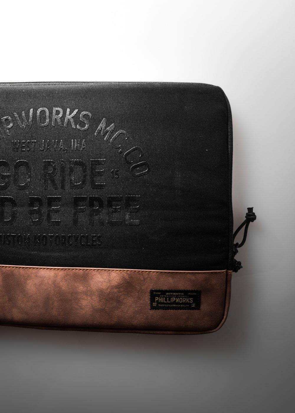 Small Laptop Case Phillip Works